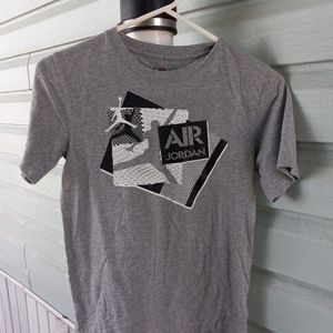 Boys size large Air Jordan shirt